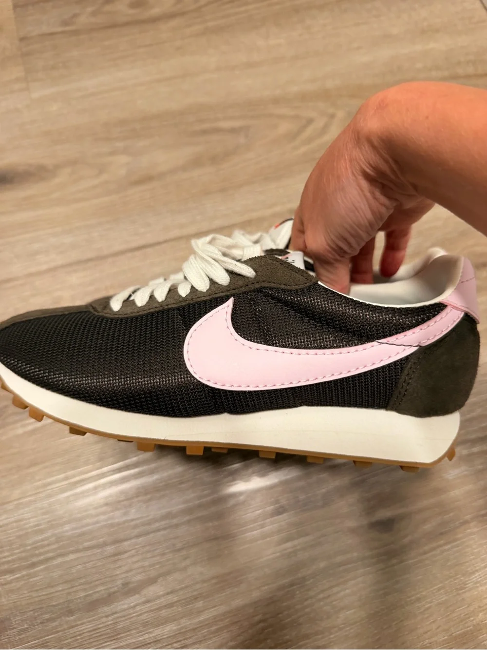 Nike Women's Retro Runner in Black with Pink Swoosh